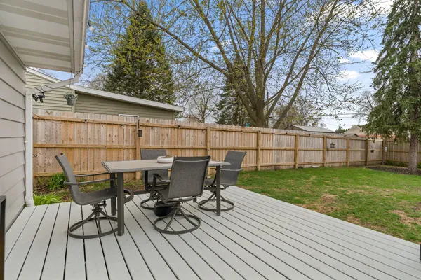 $159,900 | 2410 North Michigan Avenue, Davenport, IA 52804