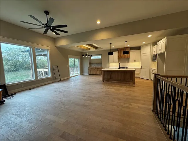 $599,000 | 13545 Northeast 114th Place, Kearney, MO 64060