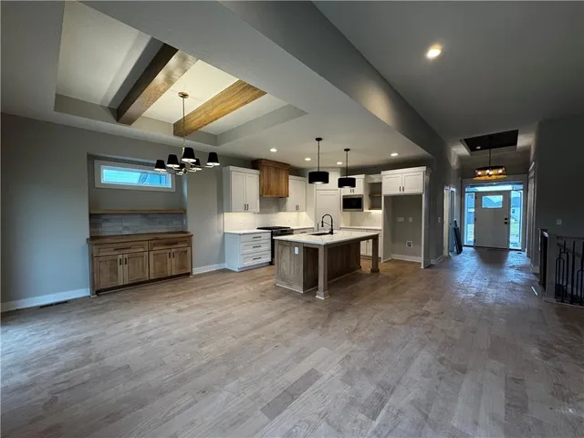 $599,000 | 13545 Northeast 114th Place, Kearney, MO 64060