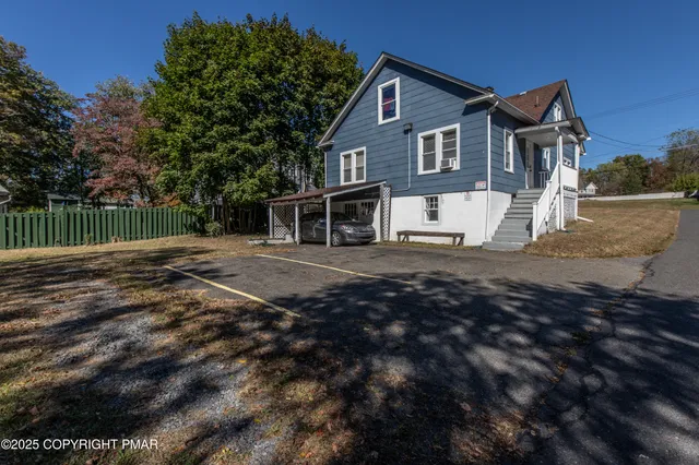 $339,900 | 19 Smith Street, East Stroudsburg, PA 18301