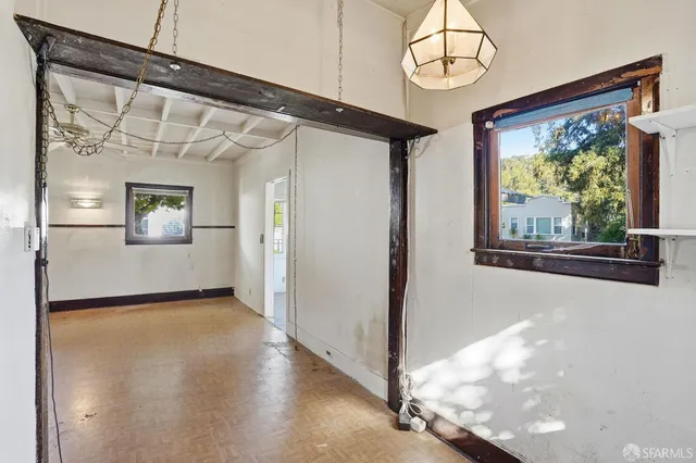 $398,000 | 6391 Hillmont Drive, Oakland, CA 94605