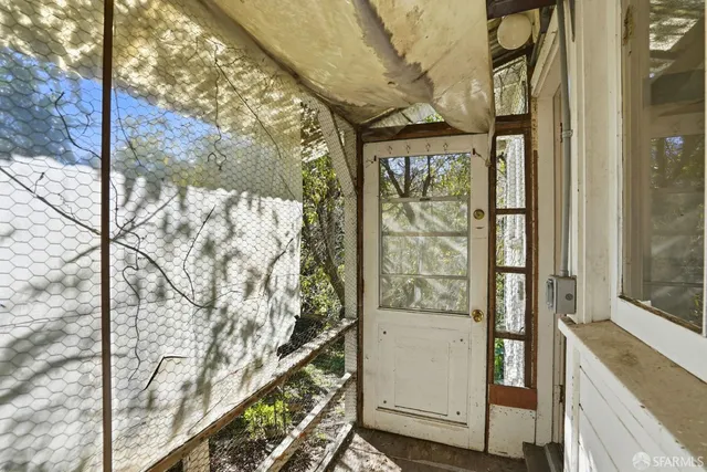 $398,000 | 6391 Hillmont Drive, Oakland, CA 94605