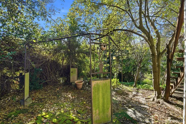 $398,000 | 6391 Hillmont Drive, Oakland, CA 94605