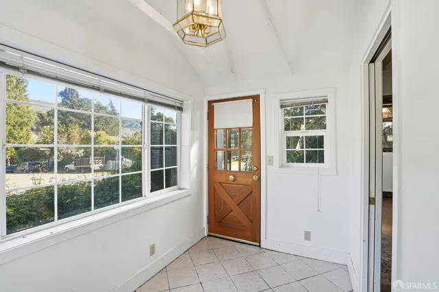 $398,000 | 6391 Hillmont Drive, Oakland, CA 94605