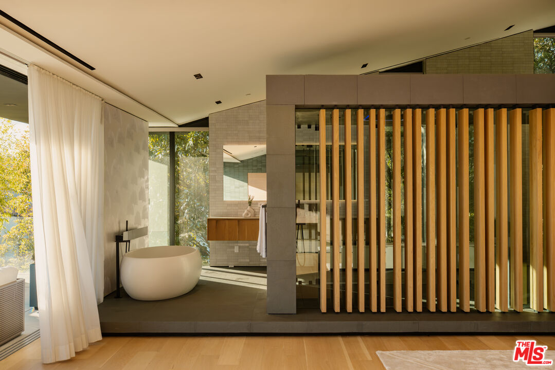 1853 Bel Air Road Los Angeles, CA 90077 - Photo 29 of 54