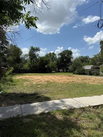 a view of an ocean beach