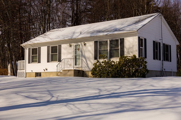 32 Flat Rock Bridge Road Rochester, NH 03868 - Photo 5 of 29