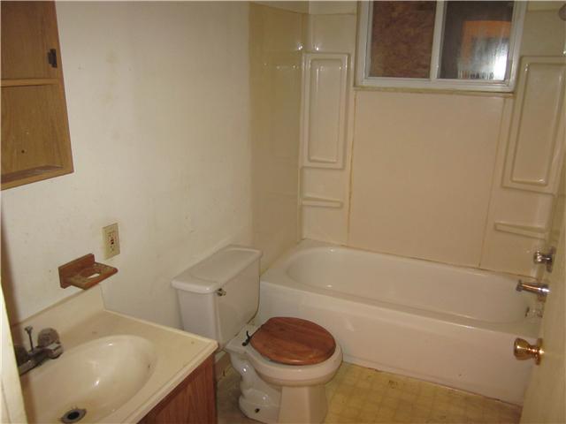 1545 Argus Road Columbus, OH 43227 - Photo 7 of 10 Gallery Image 7