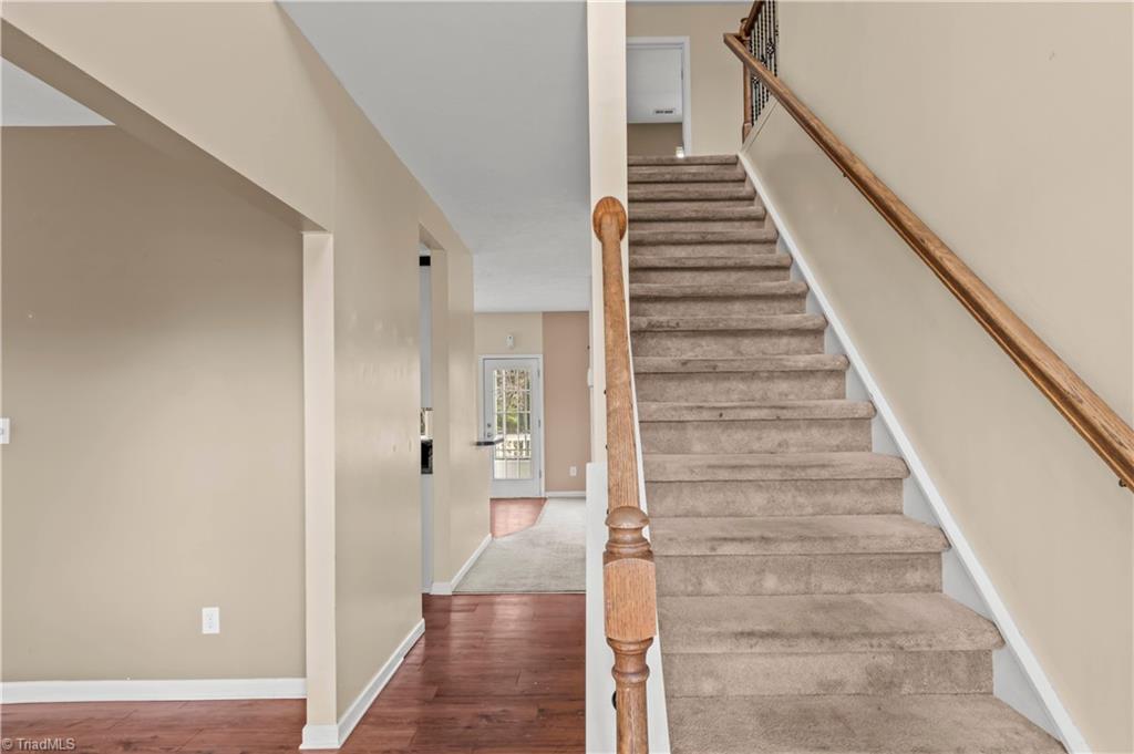 208 Mountain View Road Statesville, NC 28625 - Photo 12 of 49