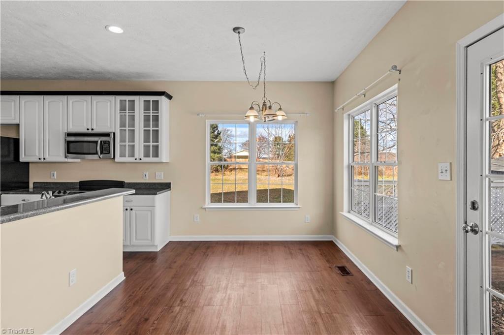 208 Mountain View Road Statesville, NC 28625 - Photo 18 of 49