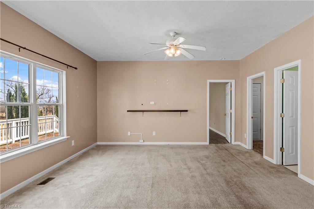 208 Mountain View Road Statesville, NC 28625 - Photo 20 of 49