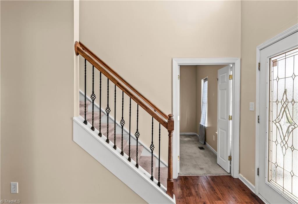 208 Mountain View Road Statesville, NC 28625 - Photo 9 of 49