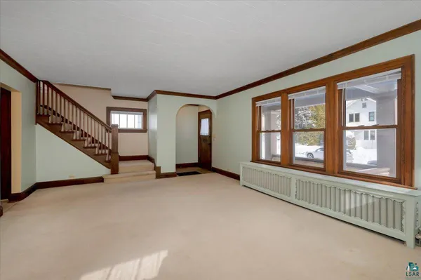 $430,000 | 845 Grandview Avenue, Duluth, MN 55812