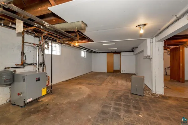 $430,000 | 845 Grandview Avenue, Duluth, MN 55812