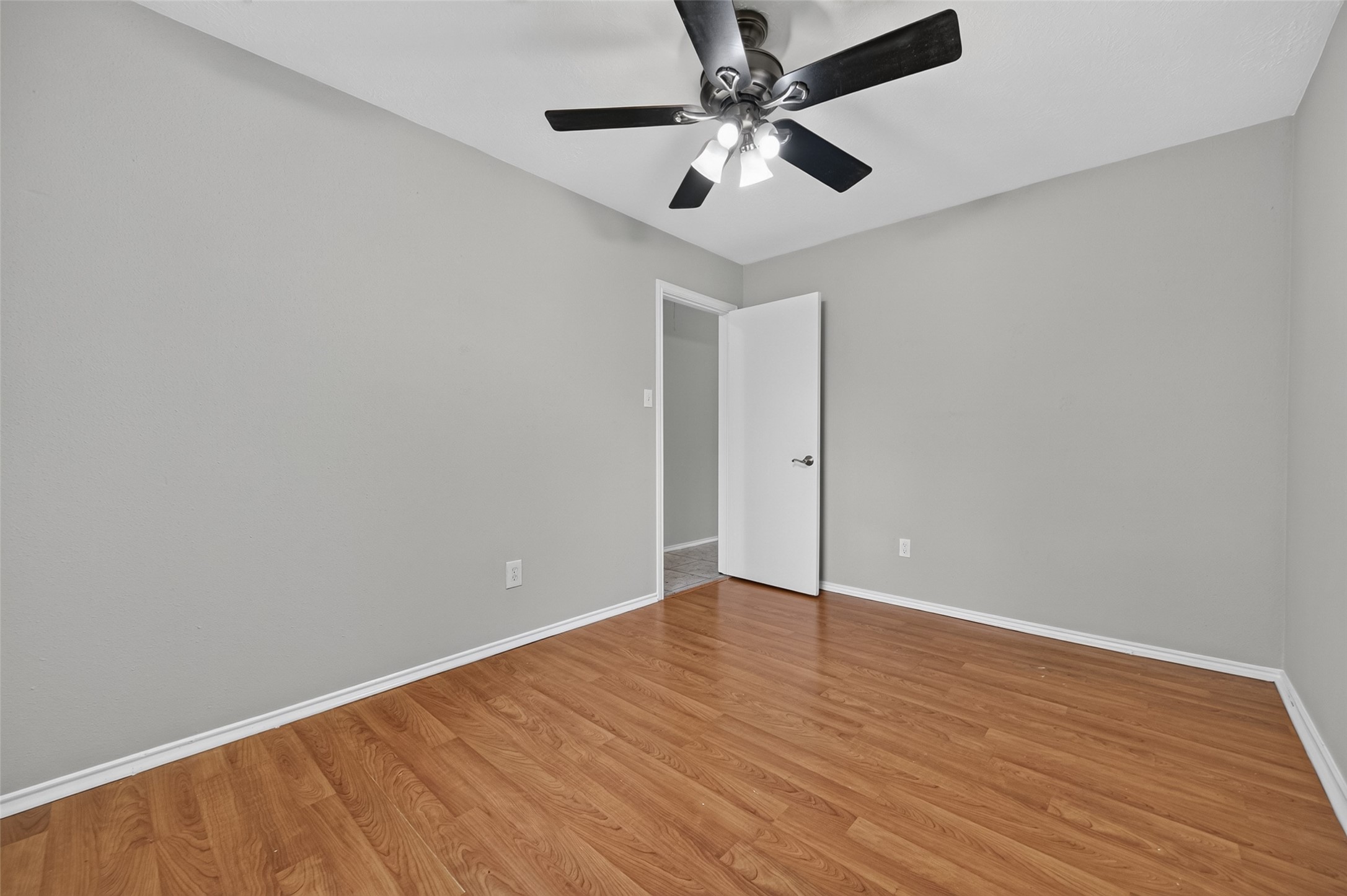 411 North Mist Court Houston, TX 77073 - Photo 19 of 32