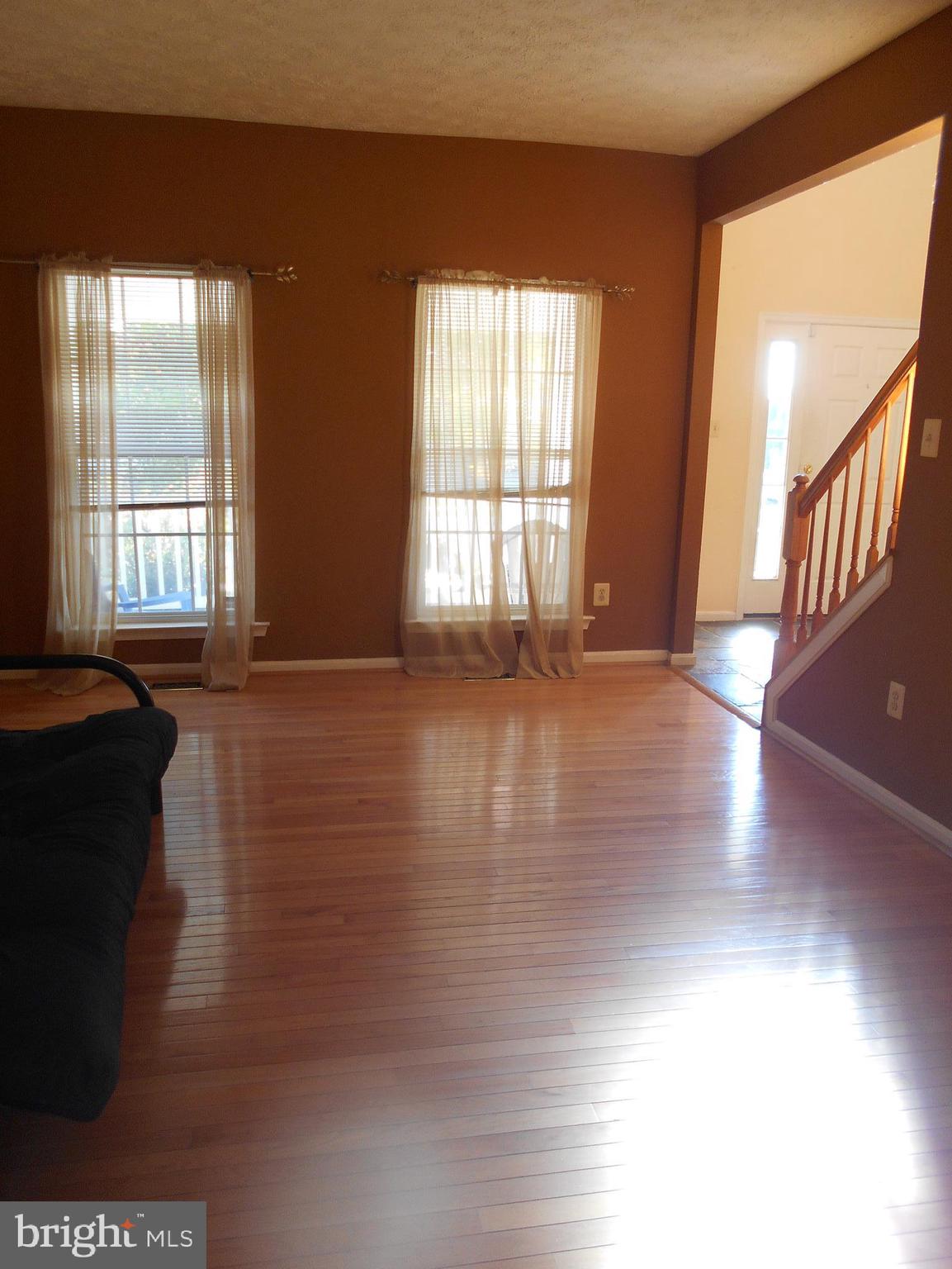 304 Spry Island Road Joppa, MD 21085 - Photo 8 of 24 Living Room