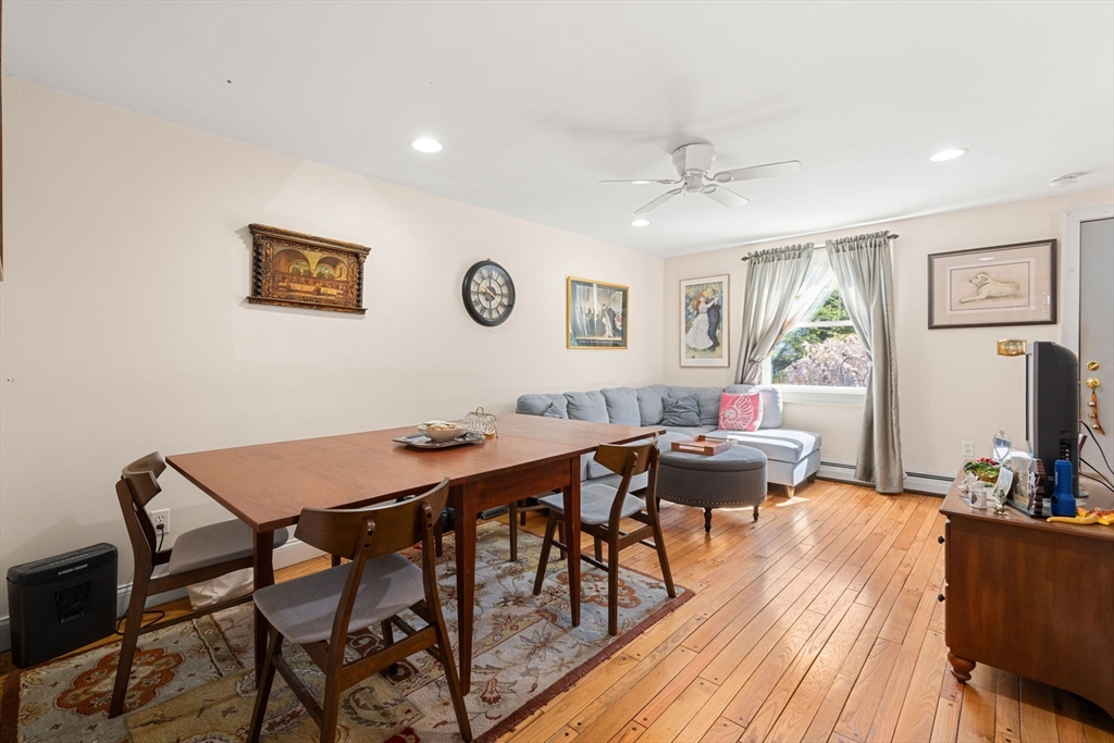 24 R High Street, Unit 2 Rockport, MA 01966 - Photo 8 of 16 Gallery Image 8