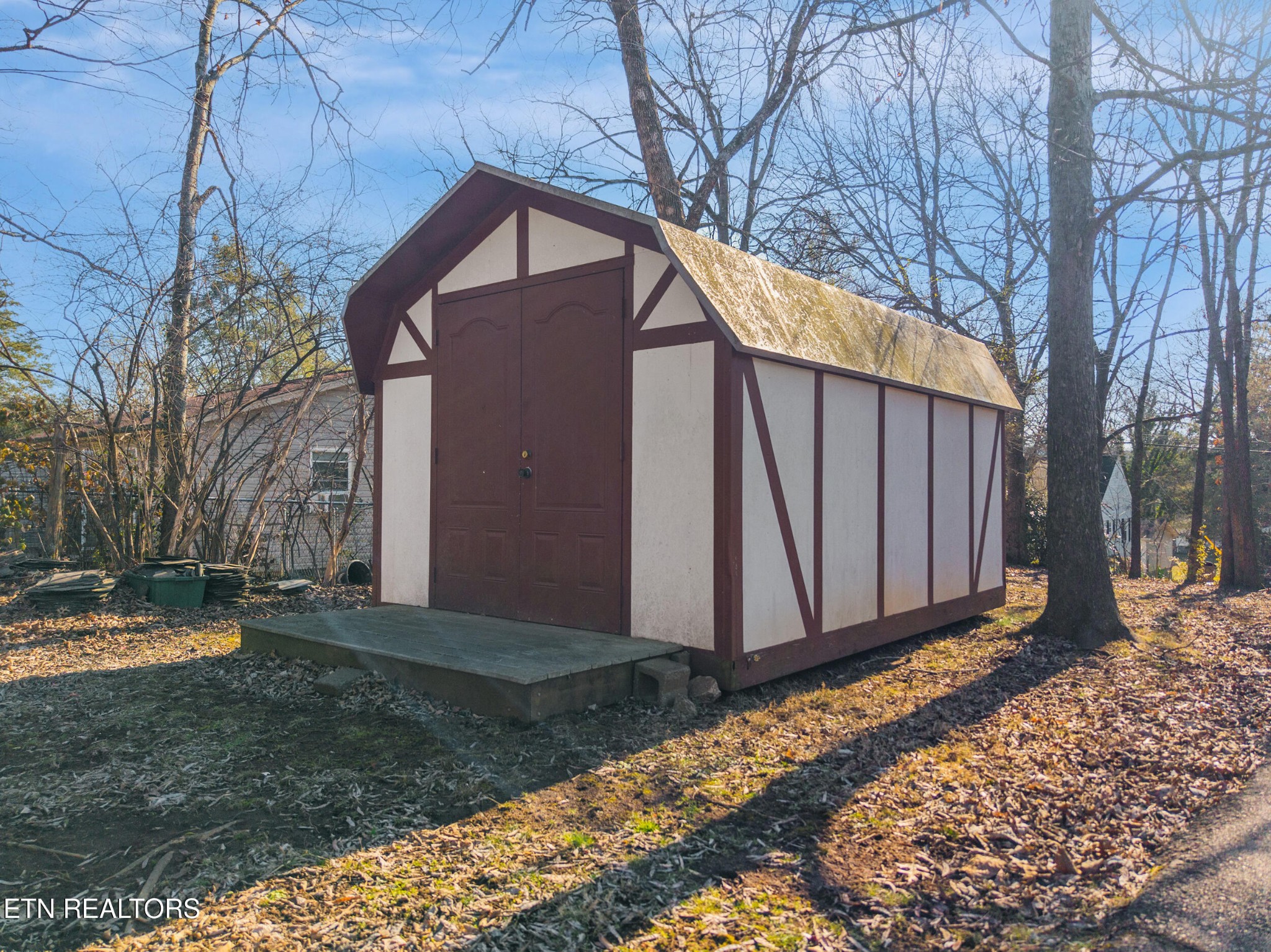 200 East Red Bud Road Knoxville, TN 37920 - Photo 46 of 60 a view of a house with a yard
