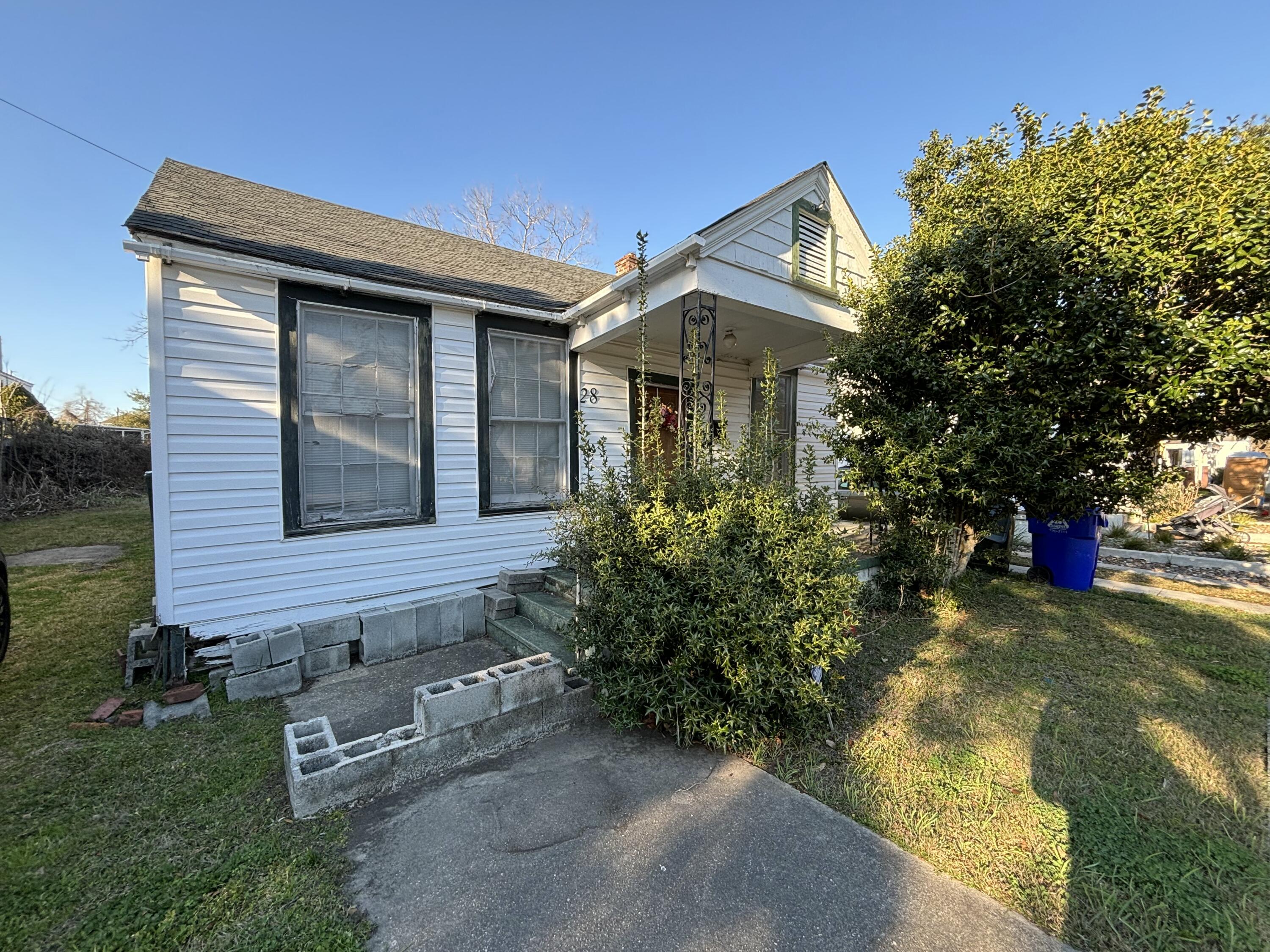 28 Gordon Street Charleston, SC 29403 - Photo 2 of 6 IMG_0194