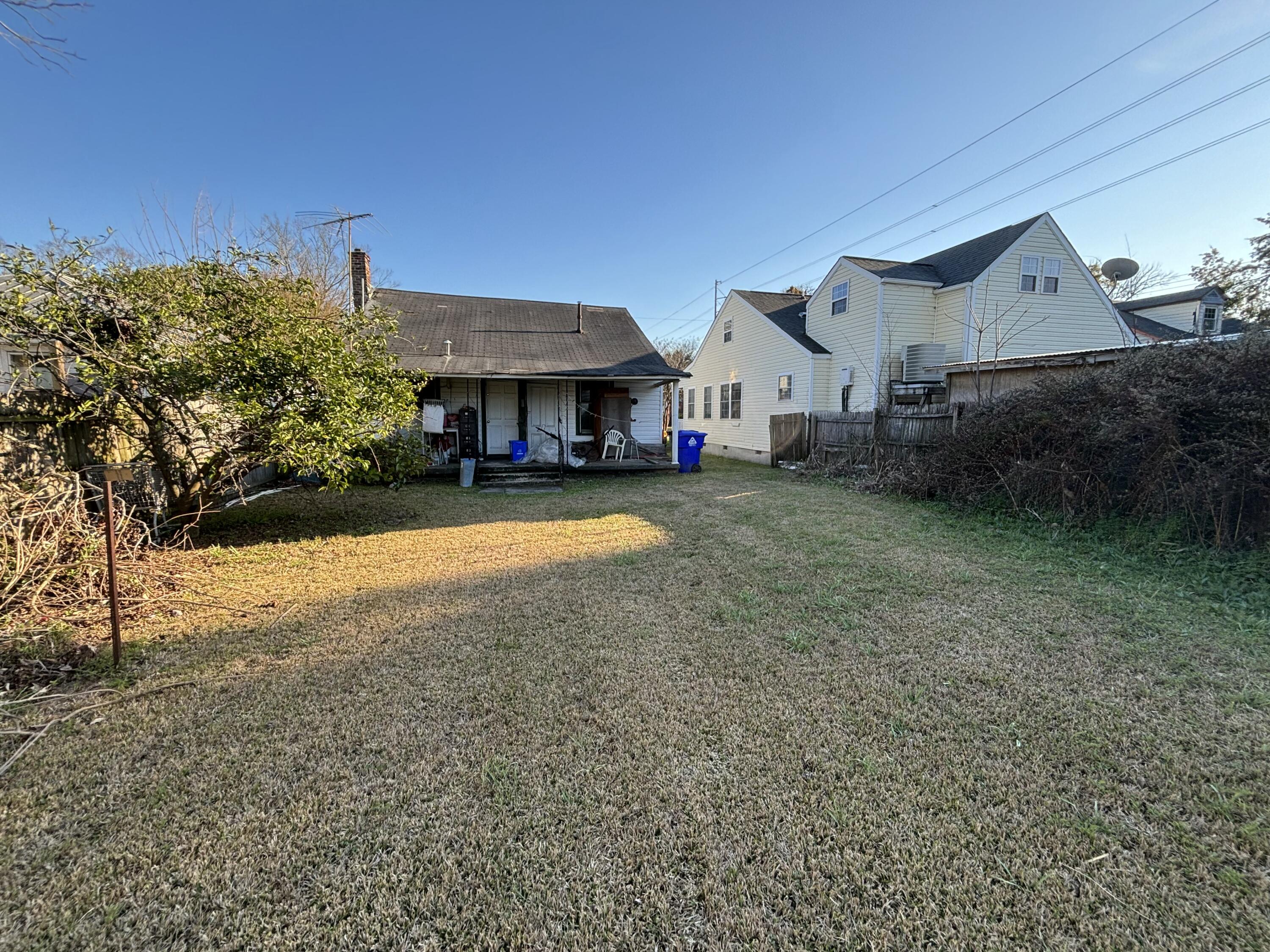28 Gordon Street Charleston, SC 29403 - Photo 4 of 6 IMG_0192