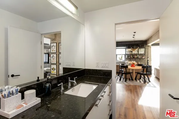 $749,995 | 416 South Spring Street, Unit 609, Los Angeles, CA 90013