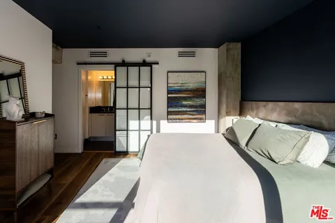 $749,995 | 416 South Spring Street, Unit 609, Los Angeles, CA 90013