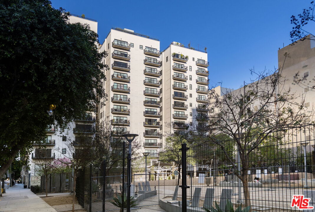 416 South Spring Street, Unit 609 Los Angeles, CA 90013 - Photo 24 of 25