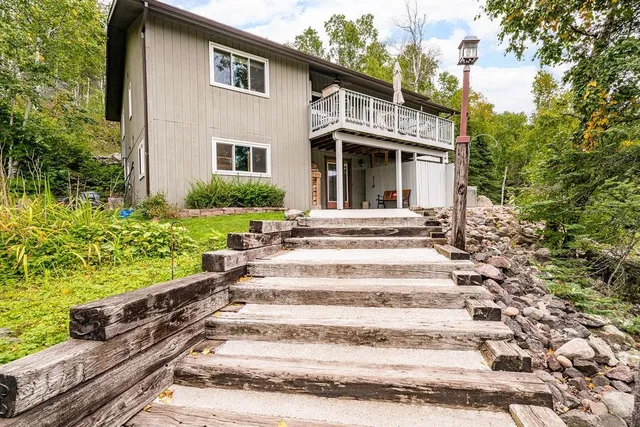 $699,900 | 1928 Loop Road, Two Harbors, MN 55616