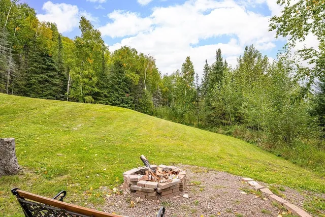 $699,900 | 1928 Loop Road, Two Harbors, MN 55616