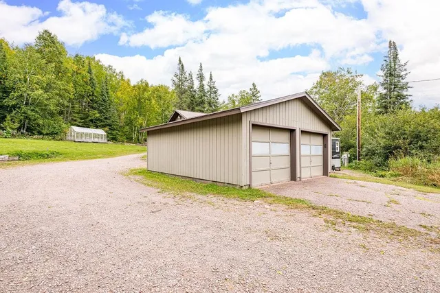 $699,900 | 1928 Loop Road, Two Harbors, MN 55616