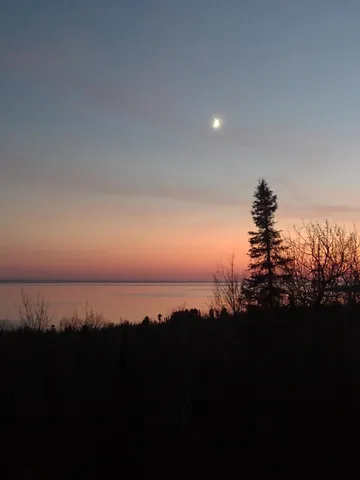 $699,900 | 1928 Loop Road, Two Harbors, MN 55616