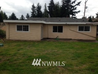 120 Southwest 115th Street Seattle, WA 98146 - Photo 9 of 10 Gallery Image 9