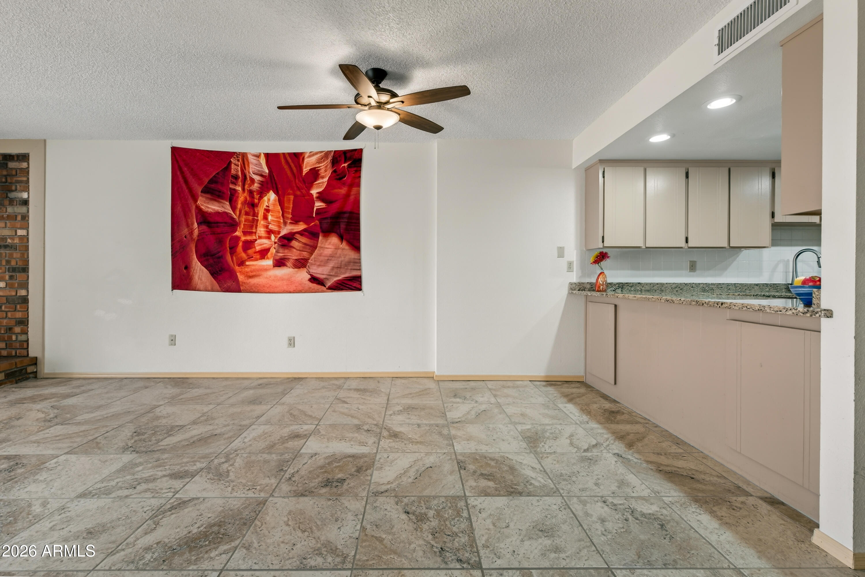 130 Castle Rock Road, Unit 66 Sedona, AZ 86351 - Photo 12 of 37 Kitchen Bar Area