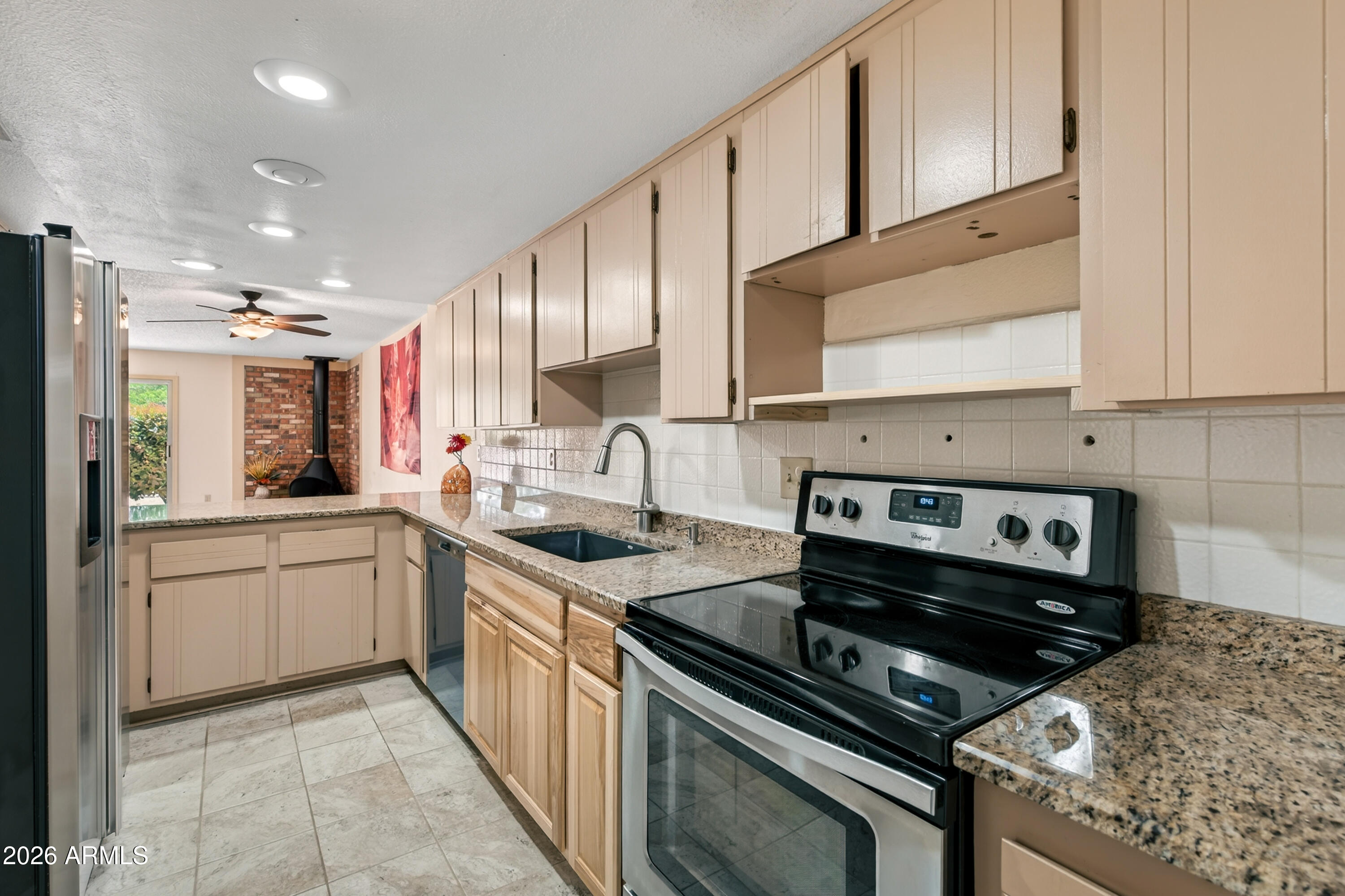130 Castle Rock Road, Unit 66 Sedona, AZ 86351 - Photo 7 of 37 Kitchen