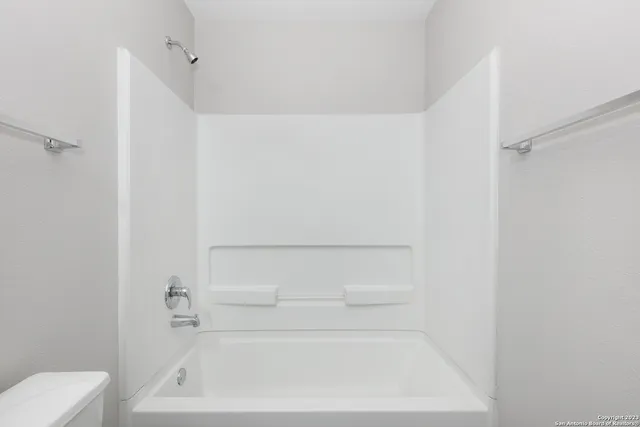 $1,450 | 7814 Kingsbury Wood, Unit 3, San Antonio, TX 78240