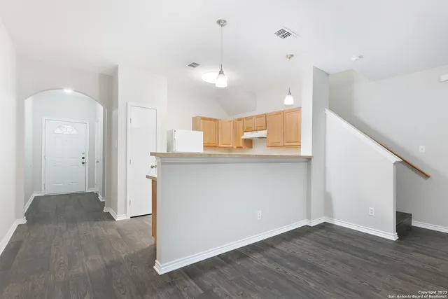$1,450 | 7814 Kingsbury Wood, Unit 3, San Antonio, TX 78240