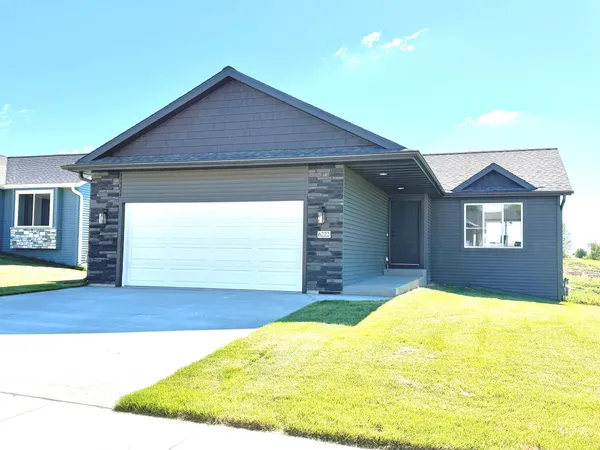$465,000 | 6222 Cody Place Northwest, Rochester, MN 55901