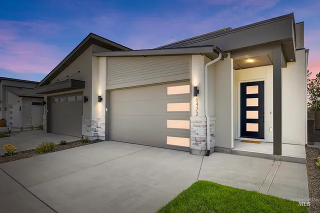$574,900 | 6472 South Astoria Avenue, Meridian, ID 83642