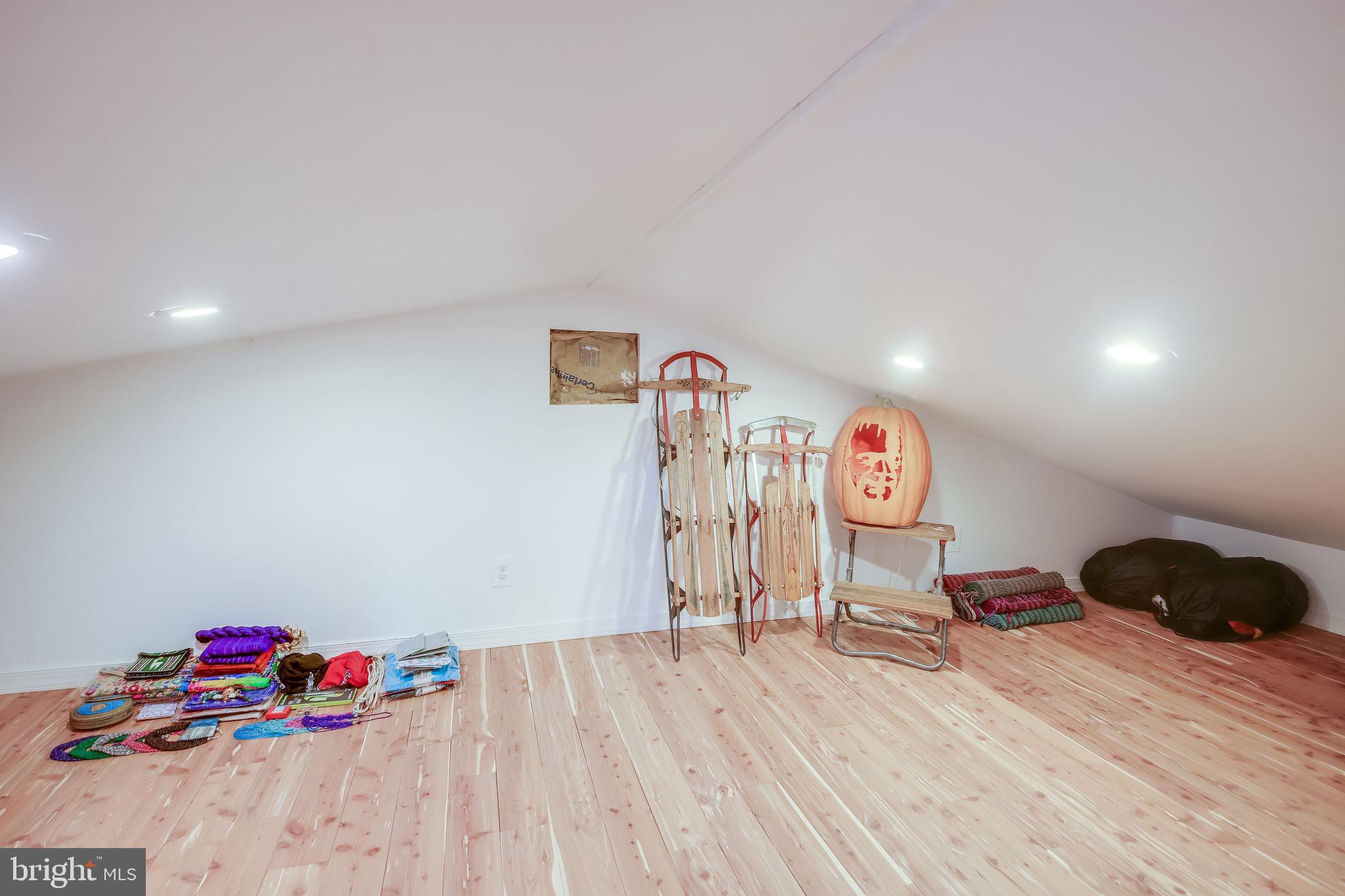 11626 Quail Ridge Court Reston, VA 20194 - Photo 41 of 68 Gallery Image 41