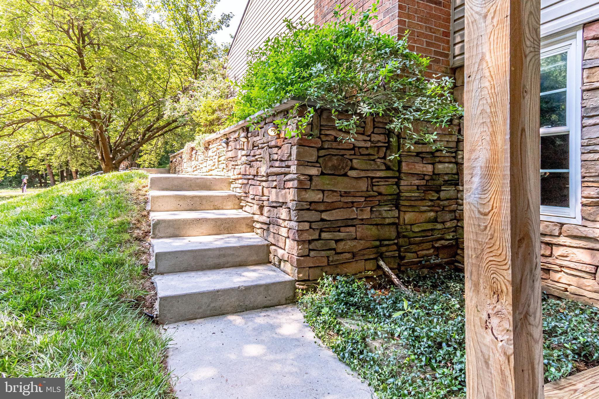 11626 Quail Ridge Court Reston, VA 20194 - Photo 58 of 68 Gallery Image 58