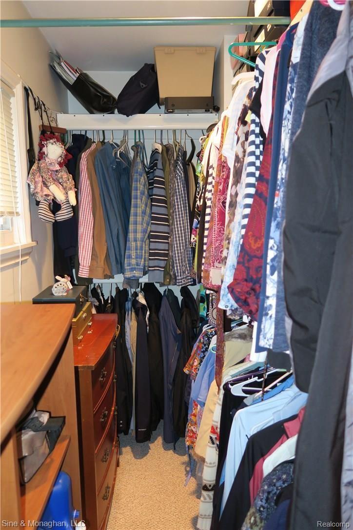 347 Kerby Road Grosse Pointe, MI 48236 - Photo 13 of 25 IMG_3486.JPG