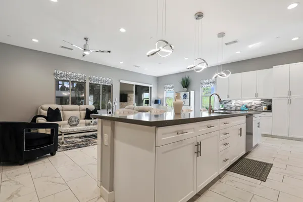 $840,000 | 1702 Retreat Circle, Palm Desert, CA 92260