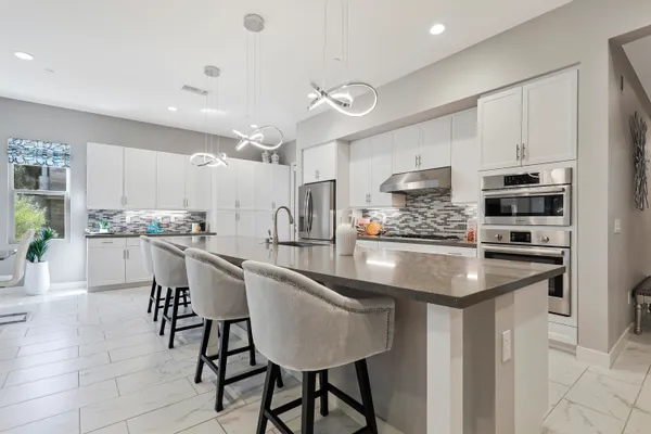 $840,000 | 1702 Retreat Circle, Palm Desert, CA 92260