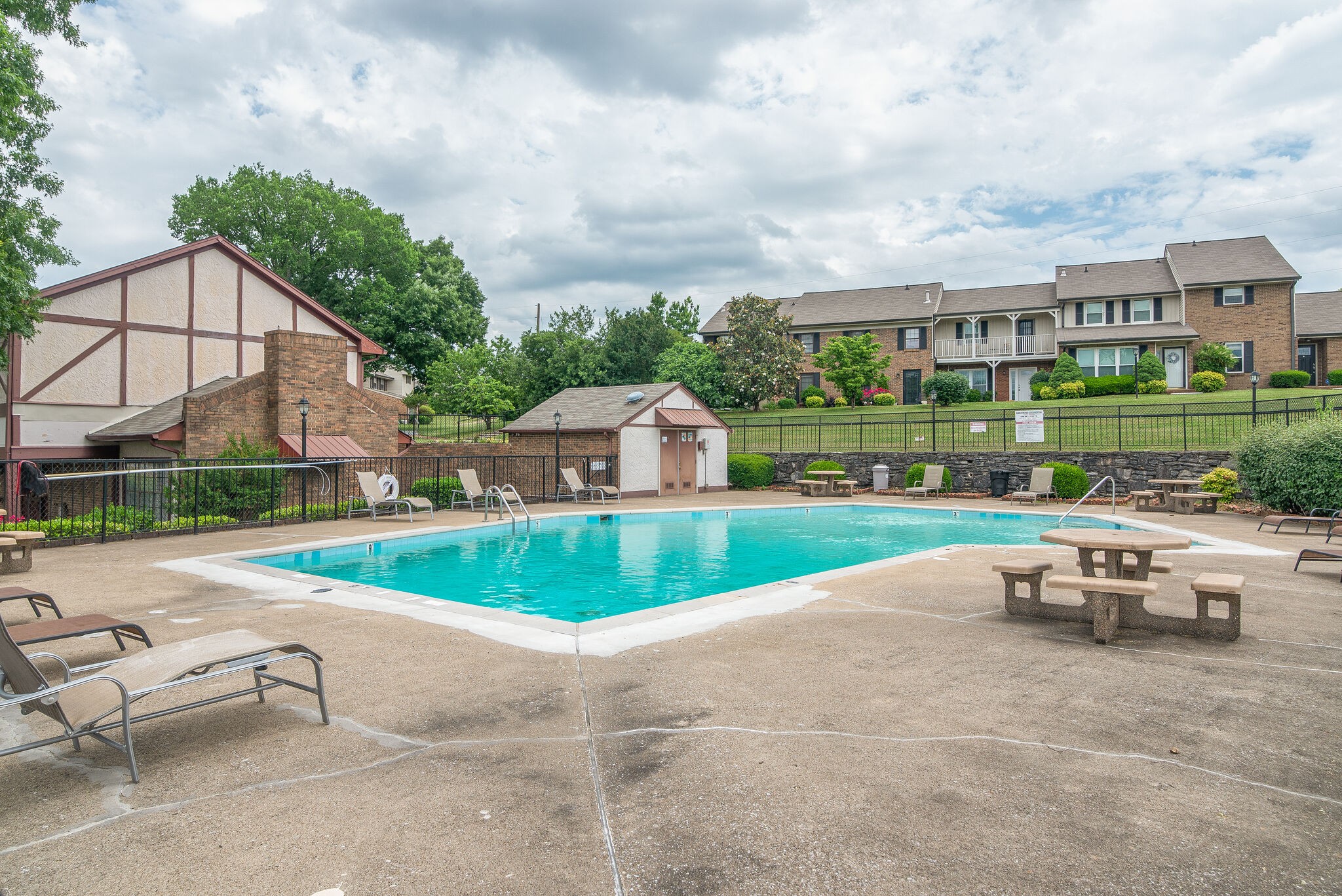 4001 Anderson Road, Unit D78 Nashville, TN 37217 - Photo 19 of 20 Gallery Image 19