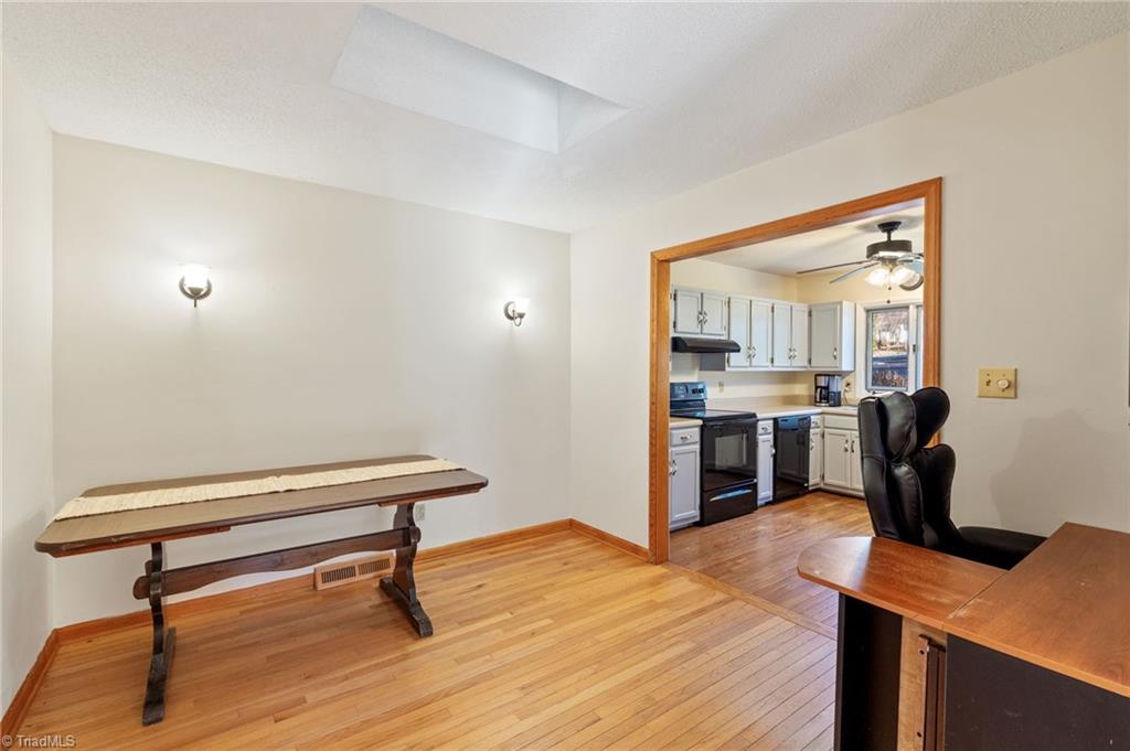 6590 Riverwood Road Walkertown, NC 27051 - Photo 13 of 50