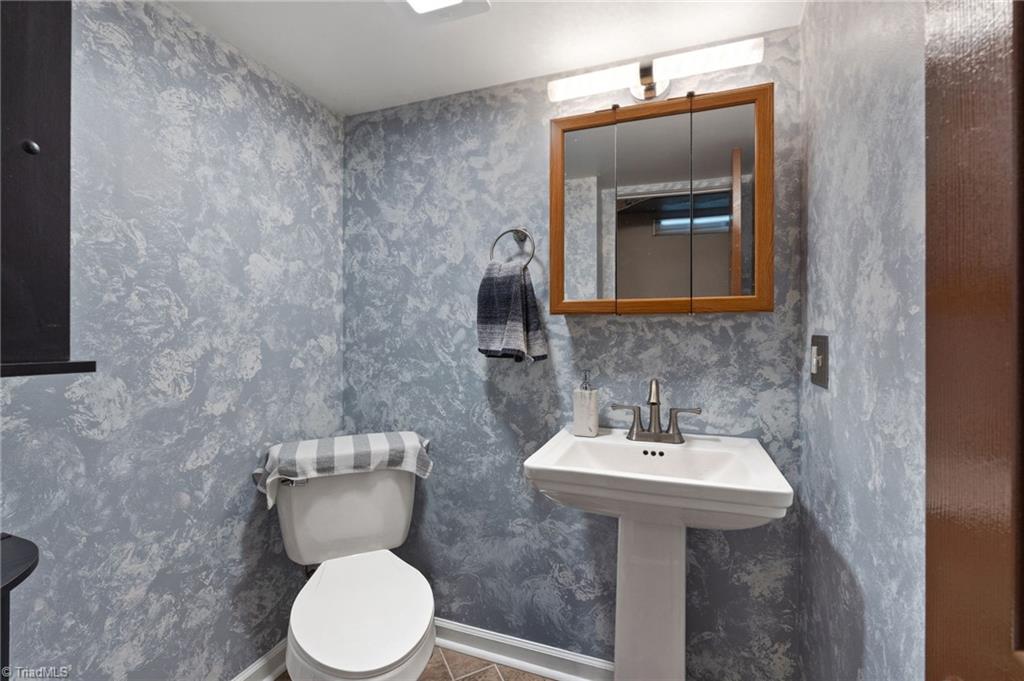 6590 Riverwood Road Walkertown, NC 27051 - Photo 38 of 50