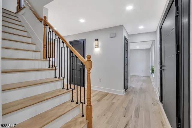 $1,199,999 | 23 Meadow Lane, Sparta, NJ 07871