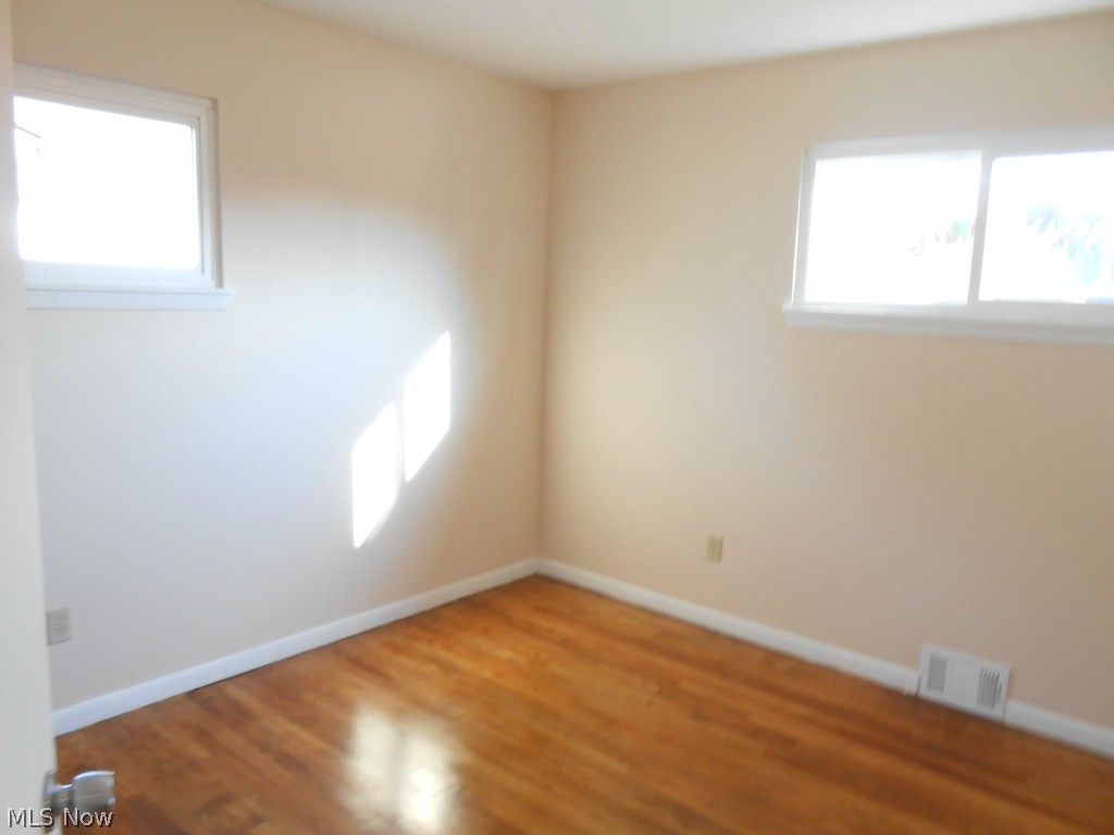 30202 Vineyard Road Eastlake, OH 44095 - Photo 6 of 16