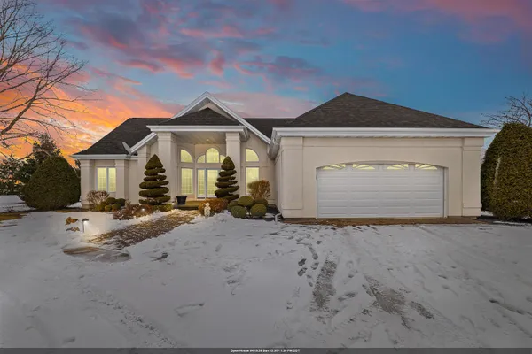 $679,900 | W6389 Lincoln Road, Van Dyne, WI 54979