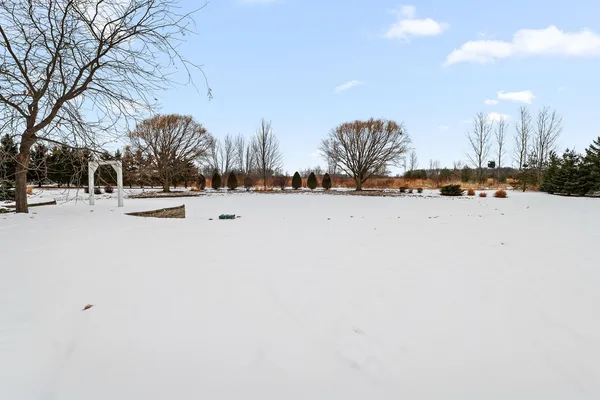 $679,900 | W6389 Lincoln Road, Van Dyne, WI 54979